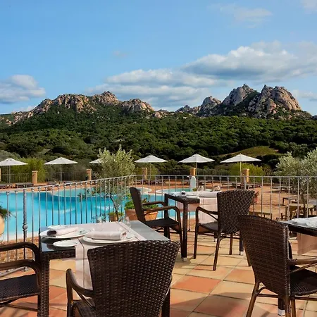 Hotel Felix - Country Parco Degli Ulivi Arzachena