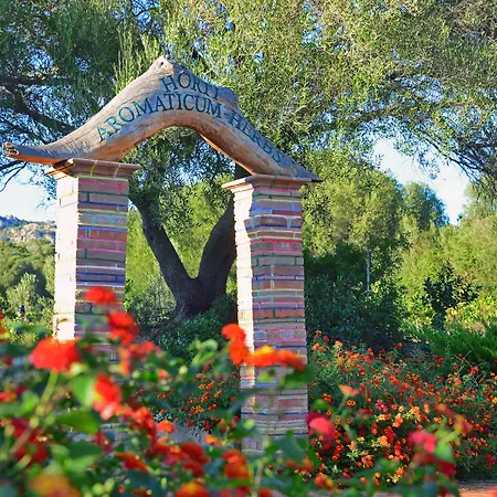 ホテル Felix - Country Parco Degli Ulivi 4*