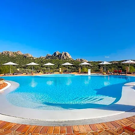 Hotel Felix - Country Parco Degli Ulivi Arzachena