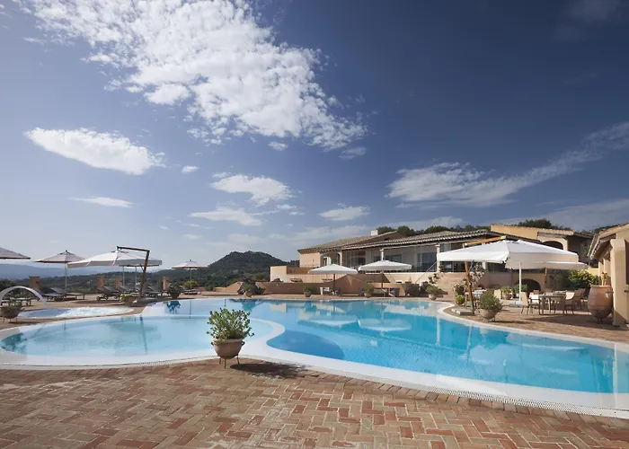 Felix - Country Parco Degli Ulivi Arzachena